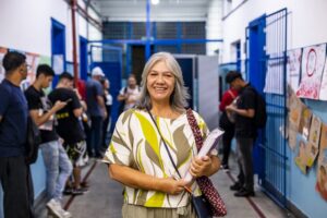 Mães encontram nas escolas de presença flexível de SP oportunidade para concluir Ensino Médio e realizar sonhos