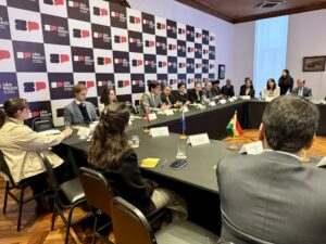Governo de SP amplia diálogo internacional com foco em segurança pública