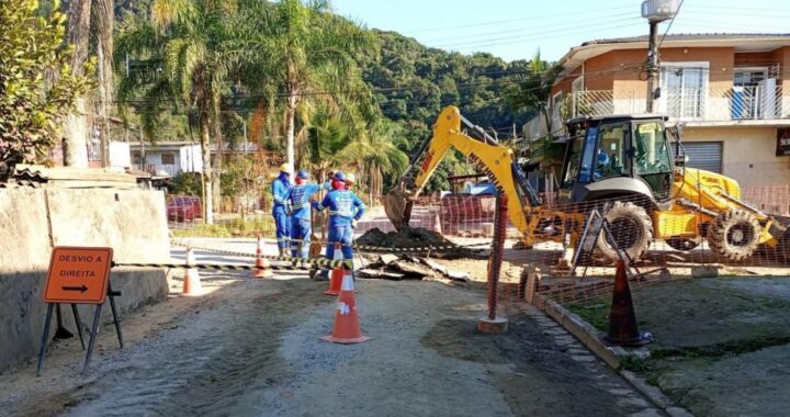 Moradores do Litoral Norte de SP são beneficiados com expansão da rede de água e esgoto