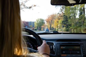 Nova lei permite renovação automática da CNH para motoristas sem infrações nos últimos 12 meses
