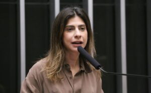 Comissão aprova uso de câmera e alerta internacional contra desaparecimento de pessoas