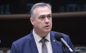 Comissão aprova pena mais rígida para condutor de veículo com escapamento barulhento