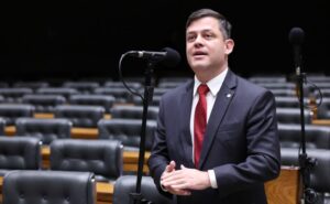 Comissão aprova projeto que suspende demarcação de terra indígena no Paraná