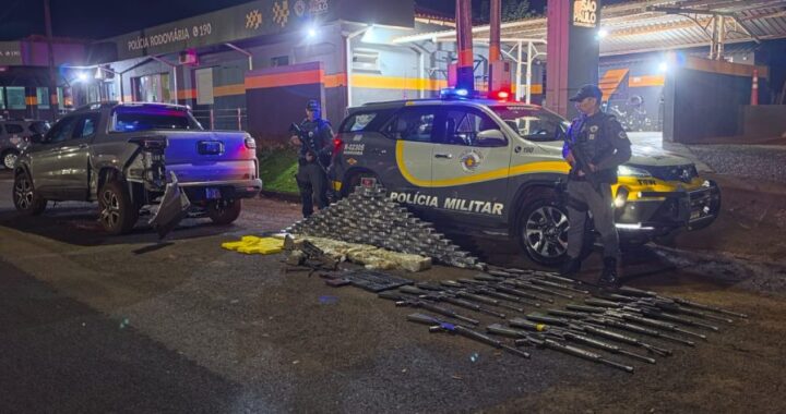Polícia Militar de SP apreende 18 fuzis que seriam enviados ao Rio de Janeiro