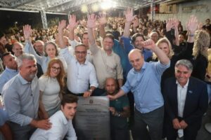 Governo de SP entrega moradias a 300 famílias removidas de área de risco em São Bernardo do Campo
