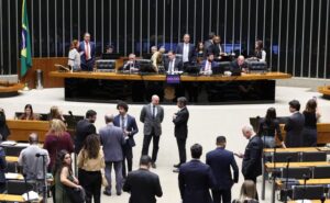 Câmara pode votar projeto que regulamenta uso de câmeras de reconhecimento facial