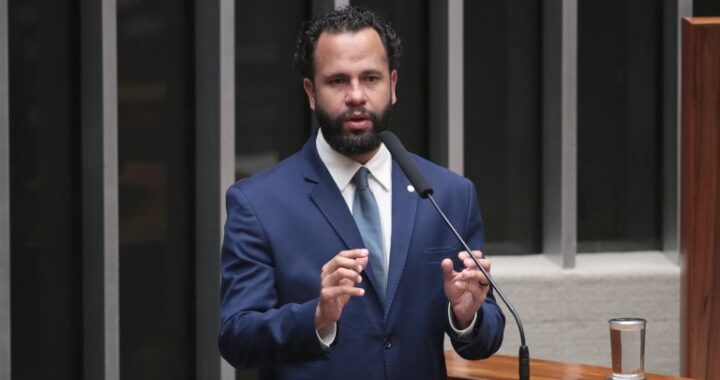 Projeto obriga agressor a pagar despesas de vítima que precisar mudar de imóvel