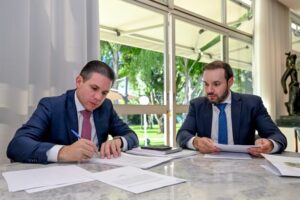 Hugo Motta nomeia 70 novos servidores para o quadro efetivo da Câmara