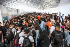 Feira de Profissões começa na USP com estandes das carreiras e atividades interativas; veja como participar
