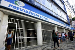 Comissão discute ações para fortalecer o INSS; participe