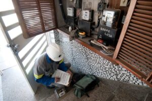 Projeto agrava pena para furto e roubo com falsa identidade profissional