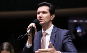 Comissão da Câmara aprova projeto que proíbe taxas por atividades em parques públicos concedidos
