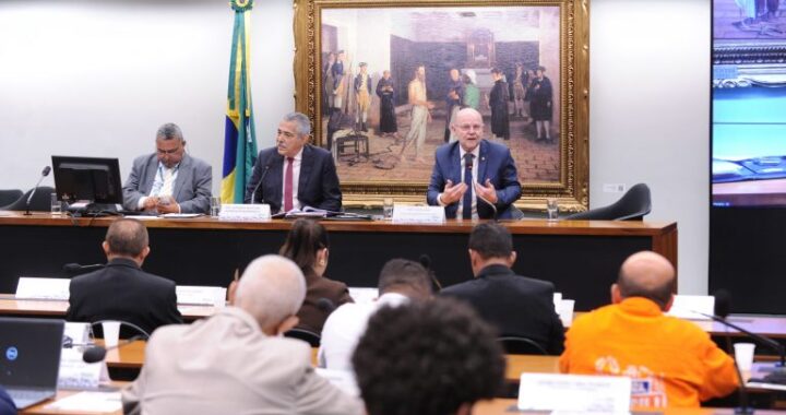 Trabalhadores defendem aprovação de projeto que muda regras da aposentadoria especial