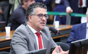 Comissão aprova projeto que cria política de infraestrutura urbana