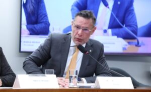 Pedido de vista adia votação de Estatuto da Pessoa com Transtorno do Espectro Autista