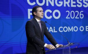 Presidente da Câmara destaca transparência e pluralidade como pilares da democracia