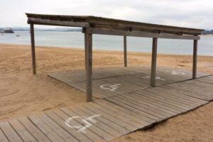 Projeto cria política de infraestrutura familiar nas praias