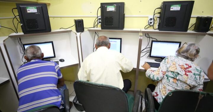 Comissão de Constituição e Justiça aprova inclusão de pessoas idosas no programa Educação de Jovens e Adultos