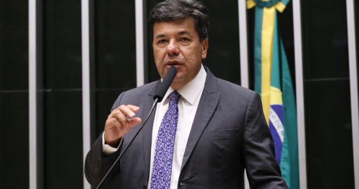 Câmara aprova projeto que prevê orientação vocacional para estudantes do ensino médio