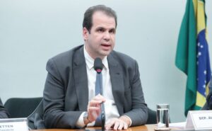 Comissão aprova proposta sobre desembarque fora do ponto de ônibus durante a noite