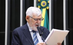 Comissão aprova projeto que obriga comércio a relatar crimes em até 24 horas