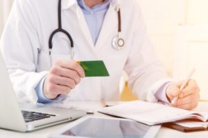Projeto vincula reajuste de planos de saúde aos indicadores de reclamações dos usuários