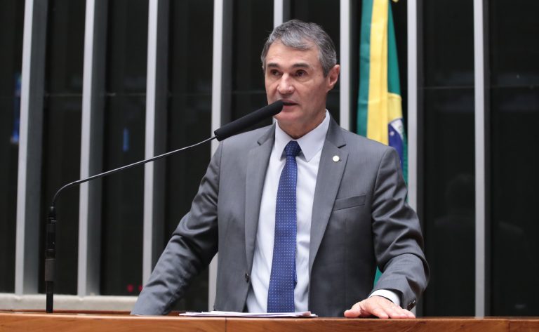 Discussão e votação de propostas legislativas. Dep. Romero Rodrigues (PODE-PB)