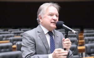 Comissão aprova dispensa de licitação para órgão público contratar plano de saúde sem fins lucrativos