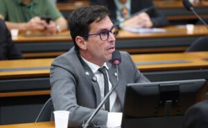 Comissão aprova proibição de patrocínio de sites pornográficos no esporte