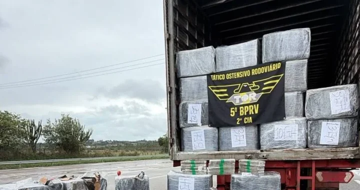 Polícia Rodoviária apreende mais de 2 toneladas de maconha  no interior de São Paulo